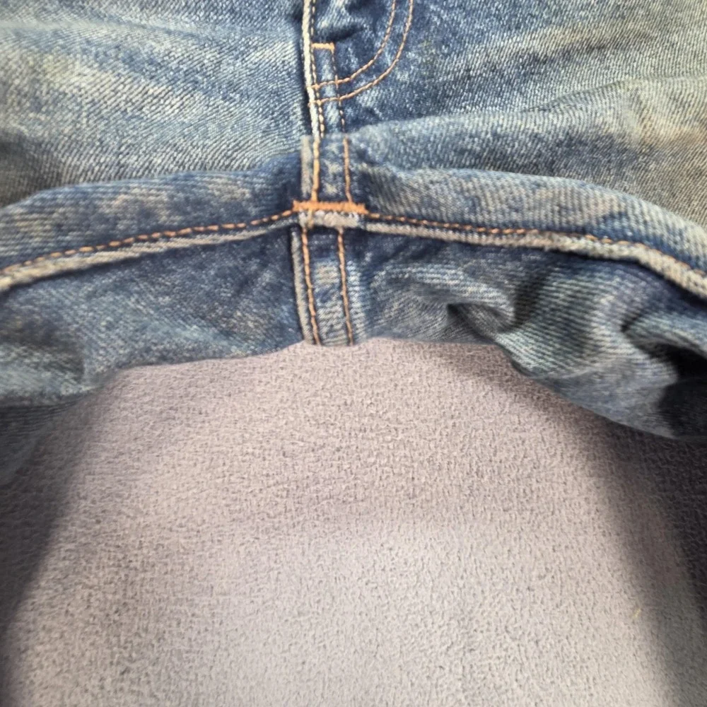 Levis important sizing